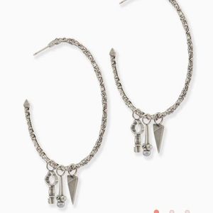 New- Kendra Scott Shiloh Charm hoop earrings